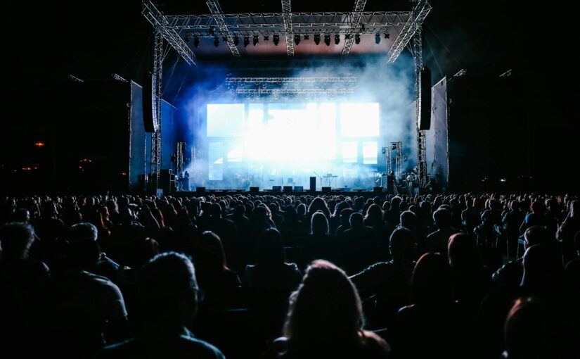 Laikinos konstrukcijos renginiams: ką leidžia ir ko neleidžia saugumas